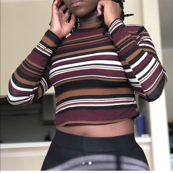 Red Wine Crop Top - Picture 1 of 2